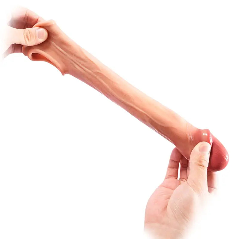 Realistische Silikon-Penishülle, 18,54 cm Länge