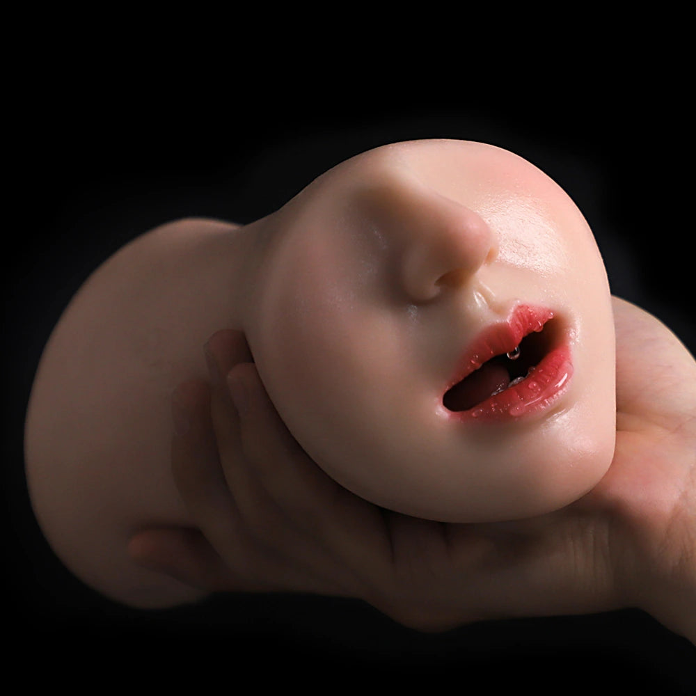 Lana : Masturbateur oral en silicone de poche 889 g